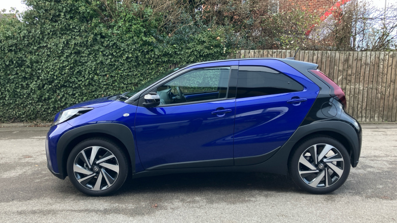 Toyota Aygo X 1.0 VVT-i Edge 5dr Petrol Hatchback